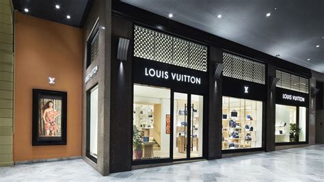 Louis Vuitton Bologna store, Italy